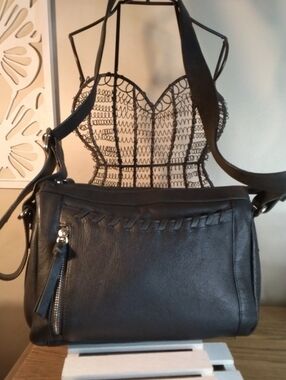 Classic Black 100% Leather Crossbody Bag